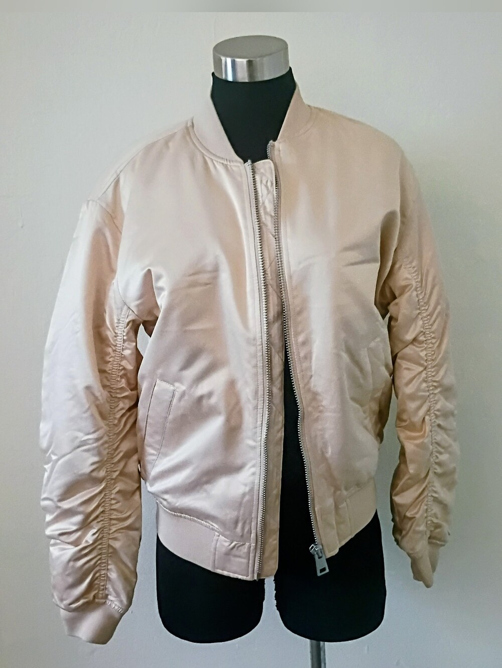 Levi's Women's Satin Bomber Jacket - Light Pink